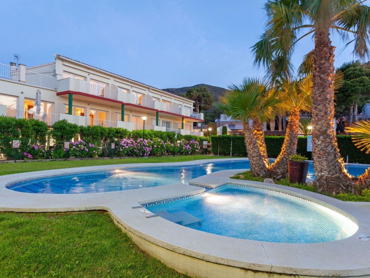 Apartment Palmiers I-11 By Interhome Llanca Exterior photo