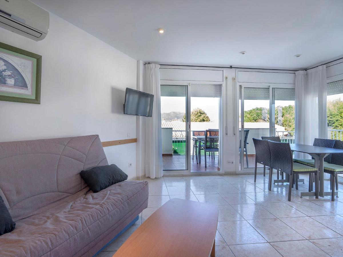 Apartment Palmiers I-11 By Interhome Llanca Exterior photo